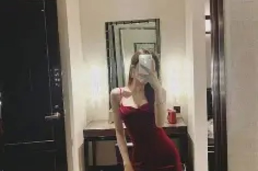 伊能静带假货翻车赚百万遭央视曝光关评装死秦昊也救不了